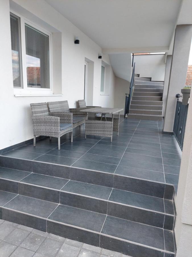 Apartmány Roland Veľký Meder Exteriér fotografie