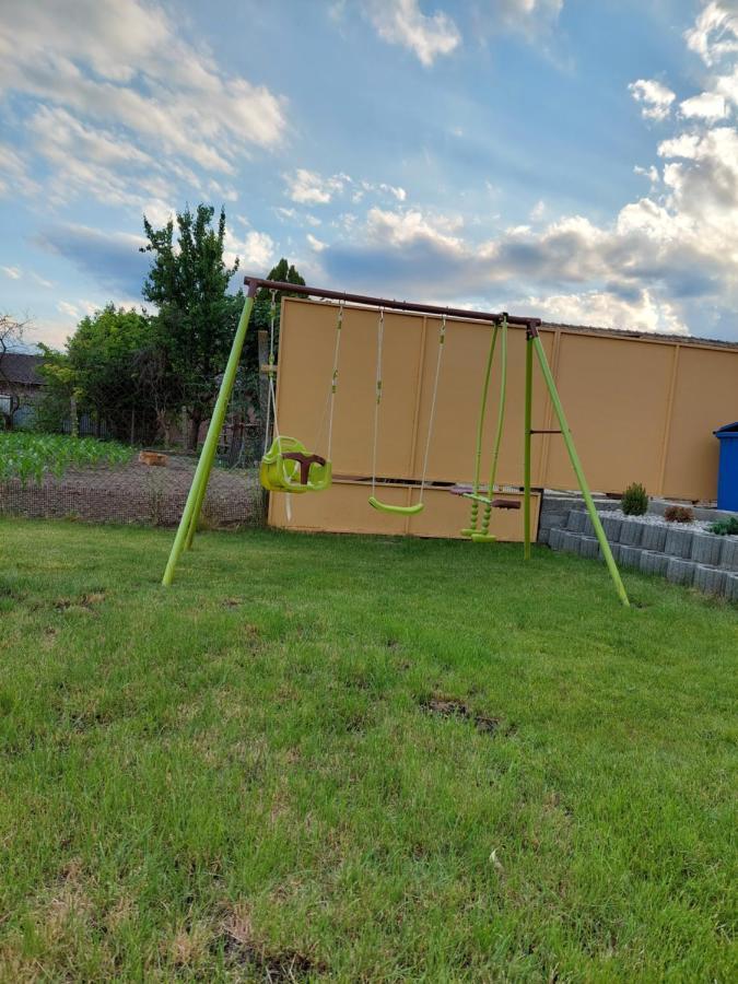 Apartmány Roland Veľký Meder Exteriér fotografie